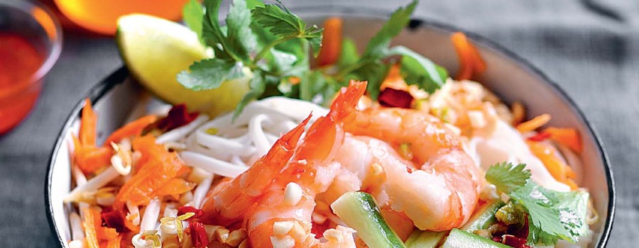 Salade de nouilles aux crevettes façon boboun