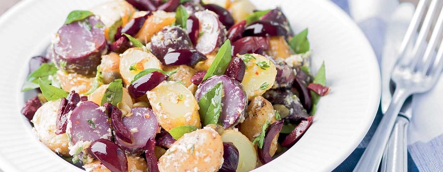 Salade de pommes de terre au raifort et aux olives