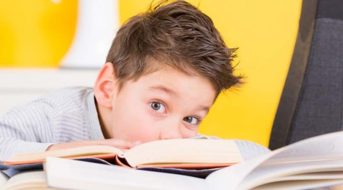 Difficultés à lire et à écrire : mon enfant est-il dyslexique ?