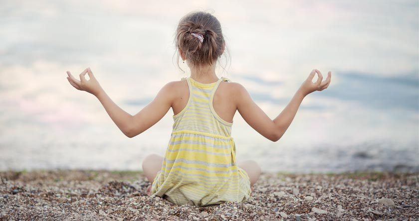 Initier ses enfants à la méditation: un pari gagnant